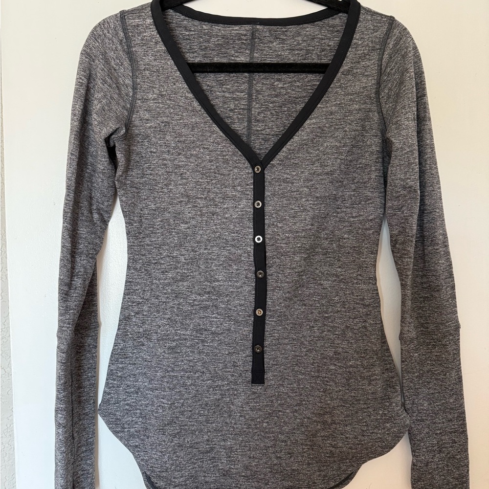 Lululemon Awesoma Henley